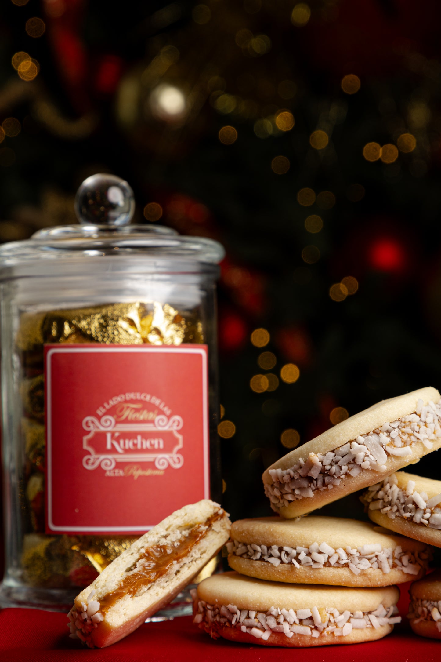 
                  
                    Frasco de Alfajores Chico (5 piezas)
                  
                