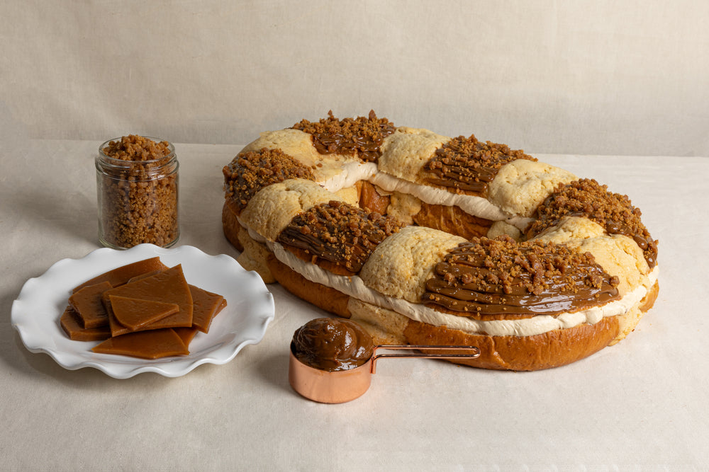 
                  
                    Rosca Dulce de leche con toffee
                  
                