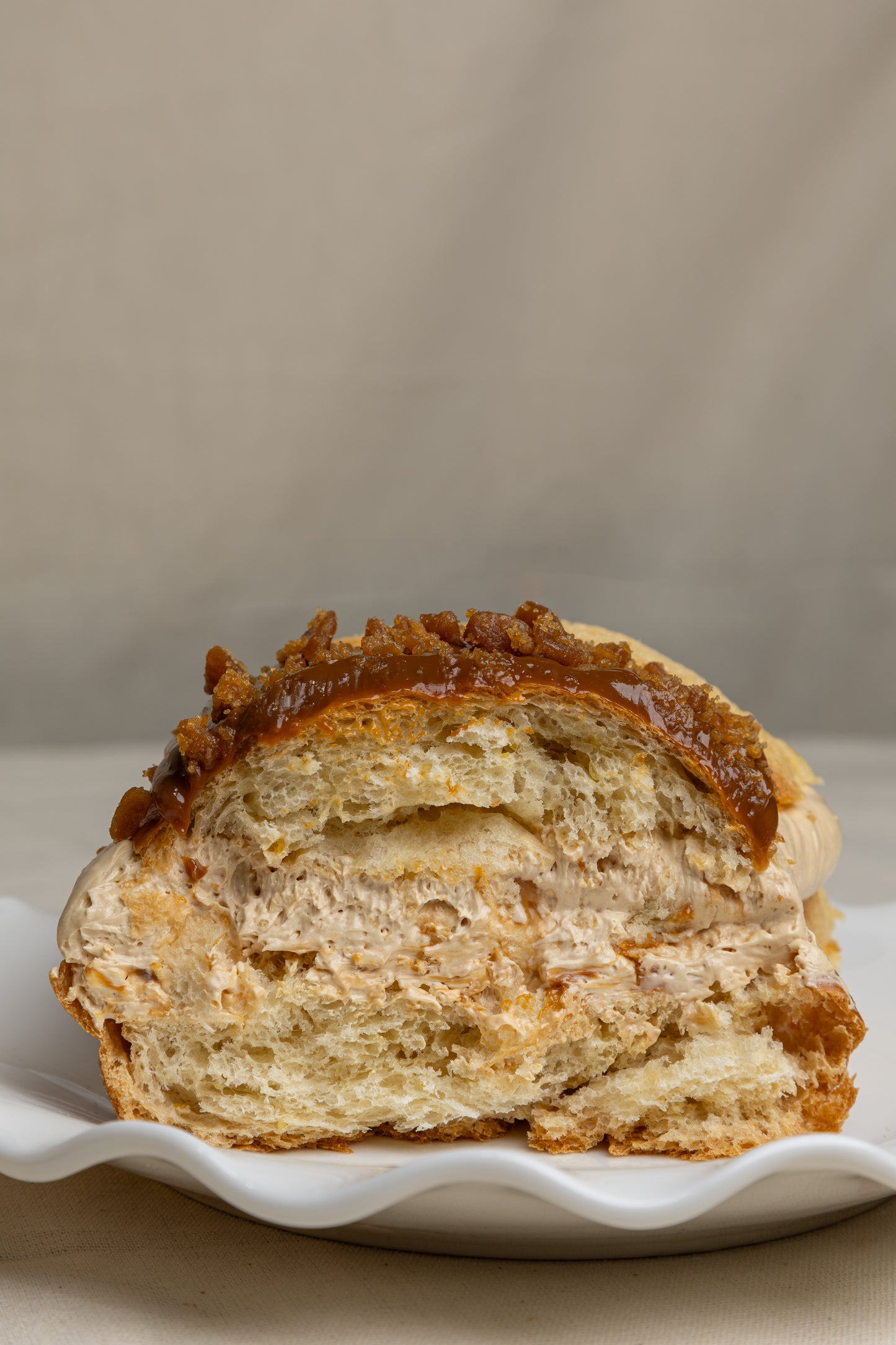 
                  
                    Rosca Dulce de leche con toffee
                  
                