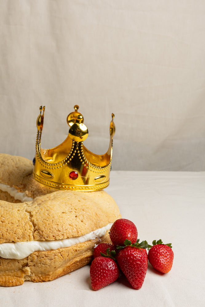 
                  
                    Rosca de Fresas con Crema
                  
                